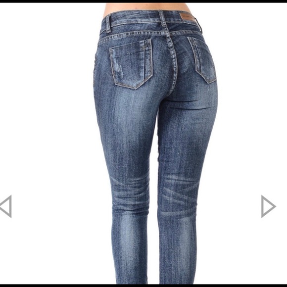 SWEET LOOK Destroyed Medium Wash Skinny Jeans - Picture 2 of 8